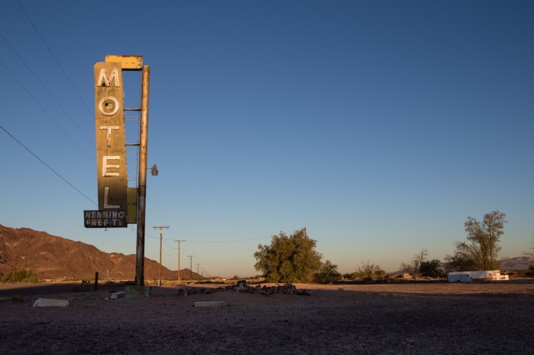 6 sunrise-bagdad-cafe-newb-spr-5