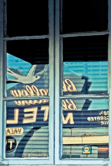 10 bluesw-window