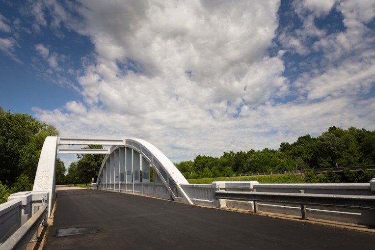 05-rainbow-curve-bridge-4