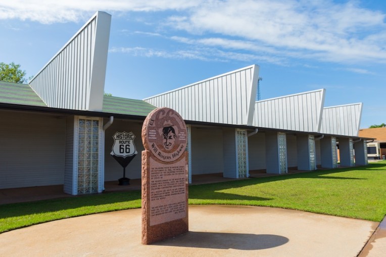 21 clinton66museum10