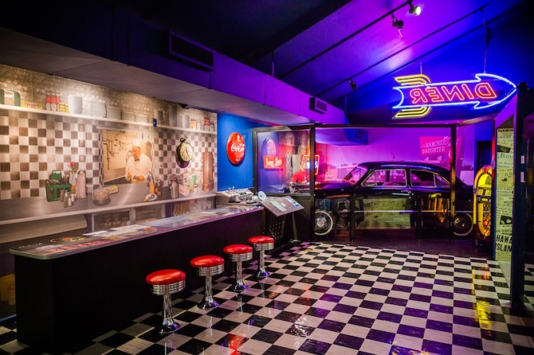 26 clinton-66museum7