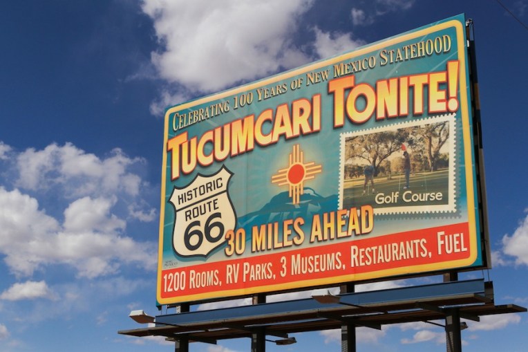 02 tucumcari-tonite