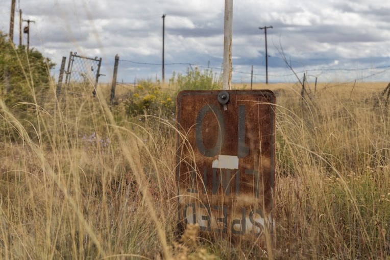 52 painted-des-motel-9