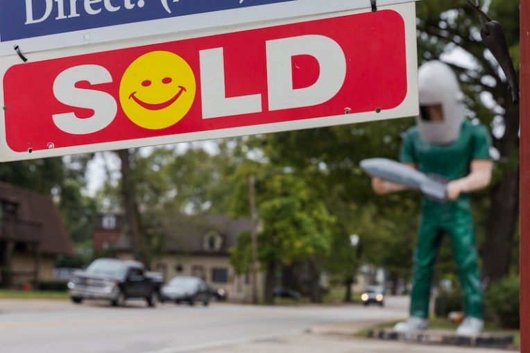 04 launching-pad-sold