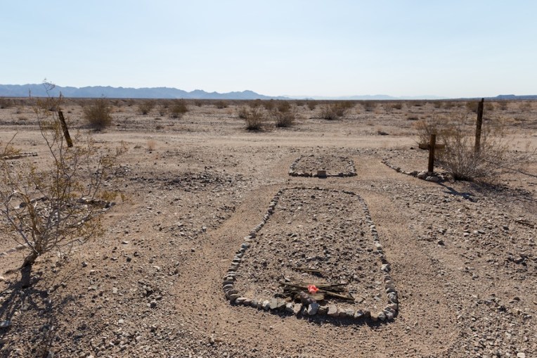 05 bagdad-cemetery-3