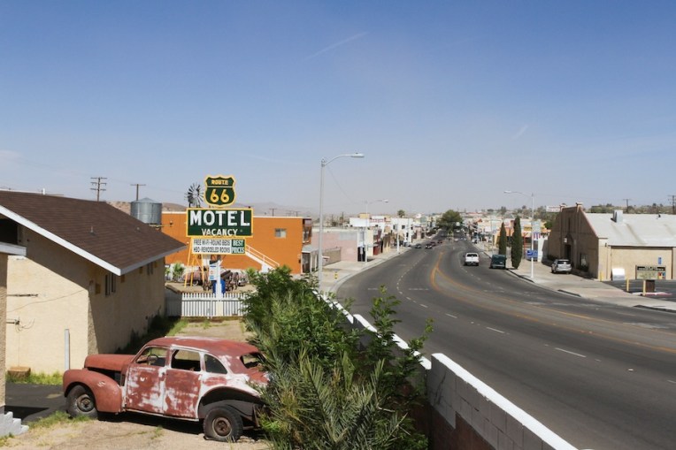 51 barstow-66-motel-3
